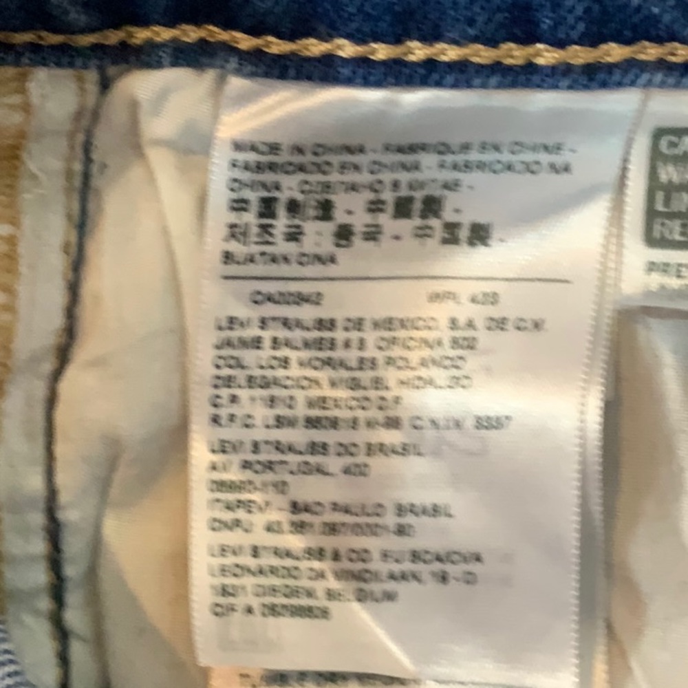 Levi’s - Picture 8 of 10